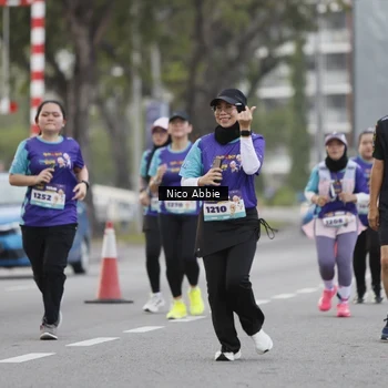 Runner Photo 8372503