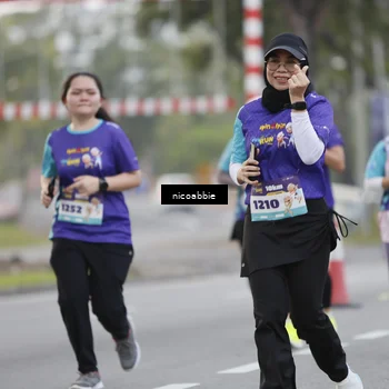 Runner Photo 8372517