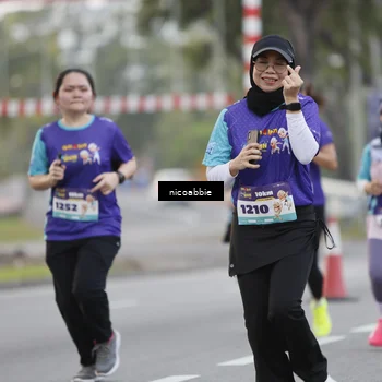 Runner Photo 8372518
