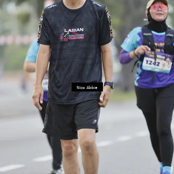 Runner Photo 8372536