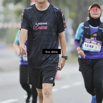 Runner Photo 8372539