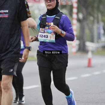 Runner Photo 8372552