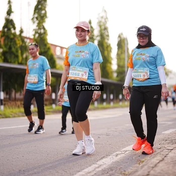 Runner Photo 8372583