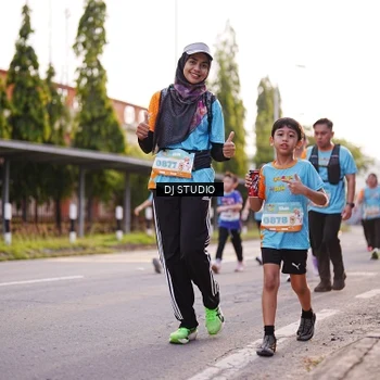 Runner Photo 8372636