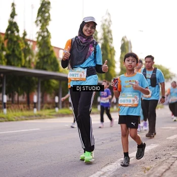 Runner Photo 8372638