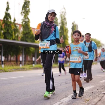 Runner Photo 8372639