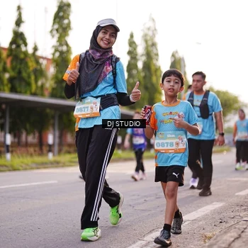 Runner Photo 8372645