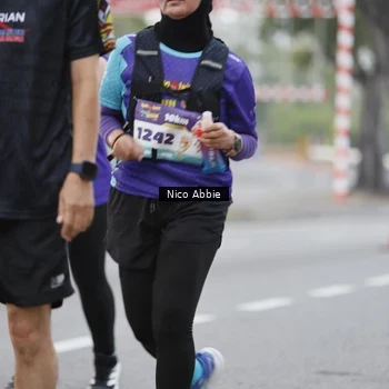 Runner Photo 8372678