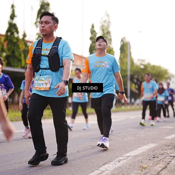 Runner Photo 8372696
