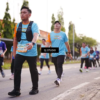 Runner Photo 8372697
