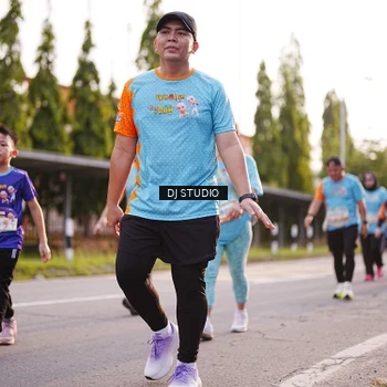Runner Photo 8372723