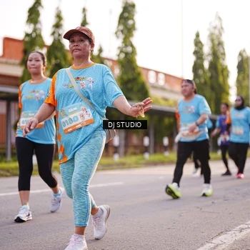 Runner Photo 8372778