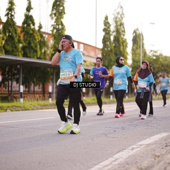Runner Photo 8372780