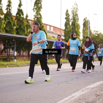 Runner Photo 8372792
