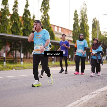 Runner Photo 8372800