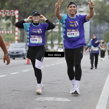 Runner Photo 8372801