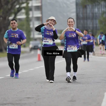 Runner Photo 8372823