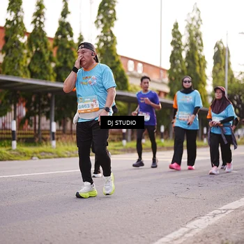 Runner Photo 8372842