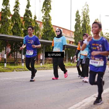Runner Photo 8372856