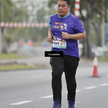 Runner Photo 8372892