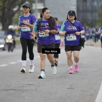 Runner Photo 8372902