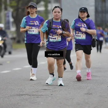Runner Photo 8372912