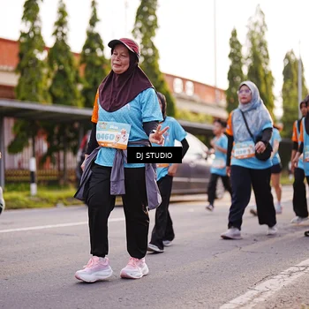 Runner Photo 8372923