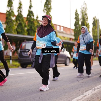 Runner Photo 8372924