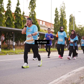 Runner Photo 8372936