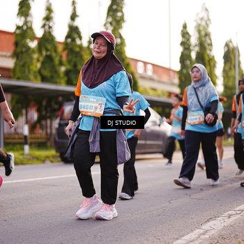 Runner Photo 8372937