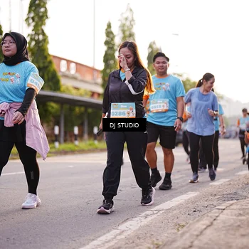 Runner Photo 8373019