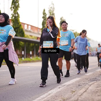 Runner Photo 8373021