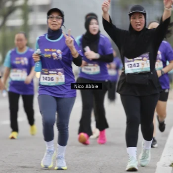 Runner Photo 8373025