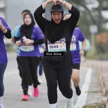 Runner Photo 8373035