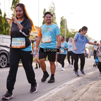 Runner Photo 8373046