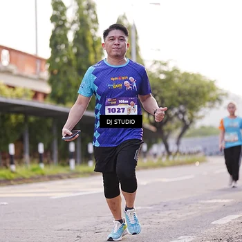 Runner Photo 8373241