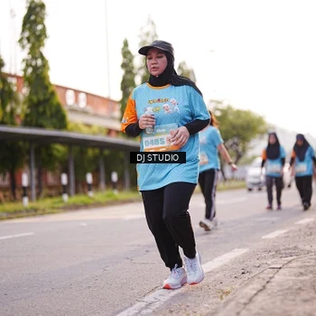 Runner Photo 8373255