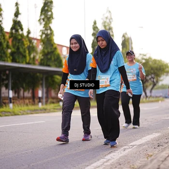 Runner Photo 8373281