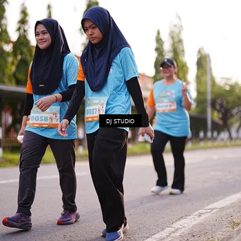 Runner Photo 8373302