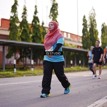 Runner Photo 8373316