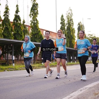Runner Photo 8373331