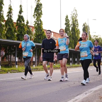 Runner Photo 8373335