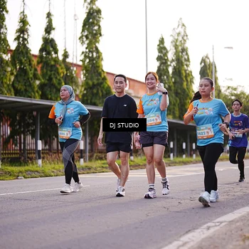 Runner Photo 8373337
