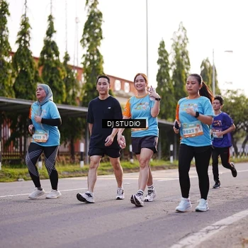 Runner Photo 8373339