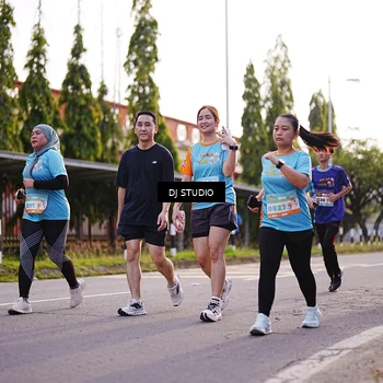Runner Photo 8373342