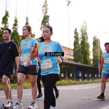 Runner Photo 8373365