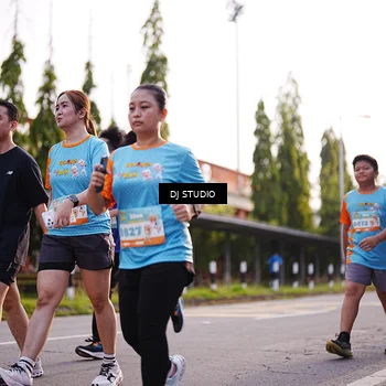 Runner Photo 8373368
