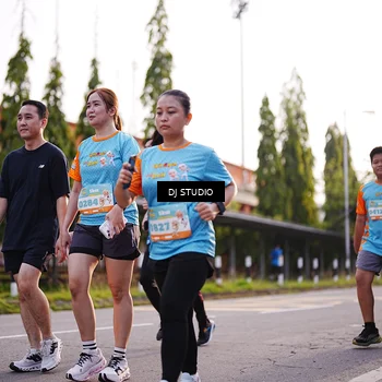 Runner Photo 8373372