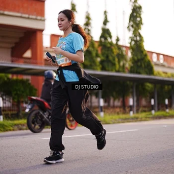 Runner Photo 8373449