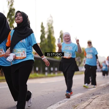 Runner Photo 8373504